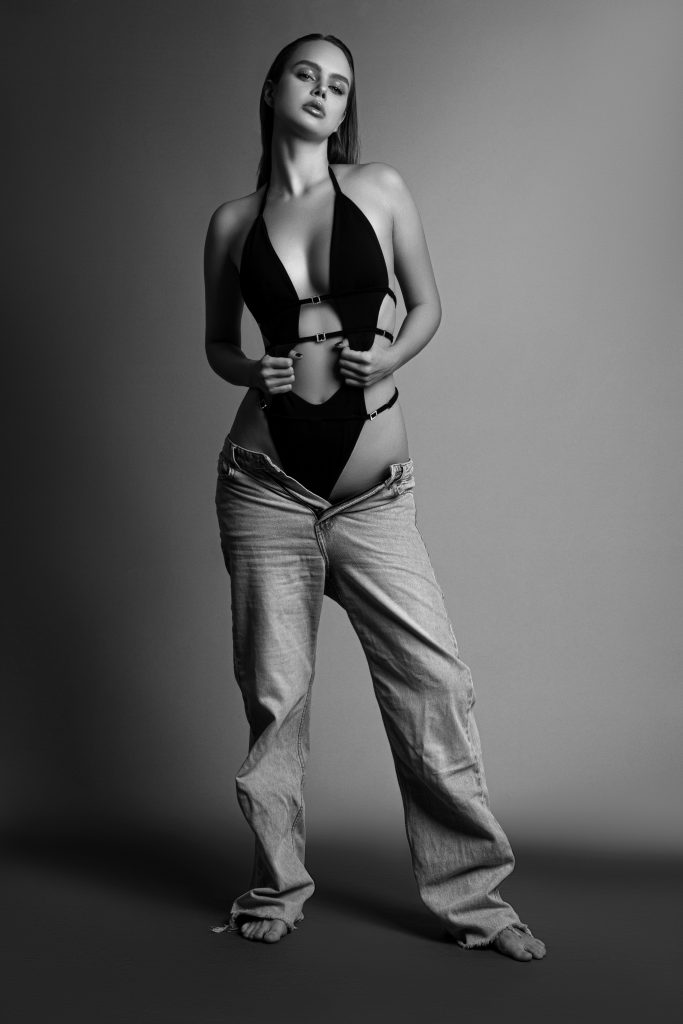 Image 650b 2 683x1024